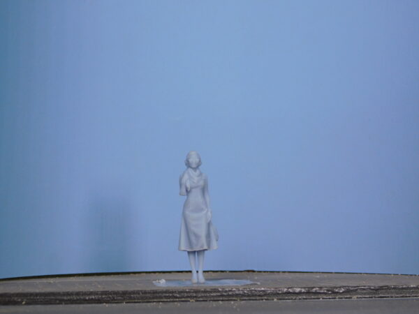 Personaggio femminile in scala 1/43