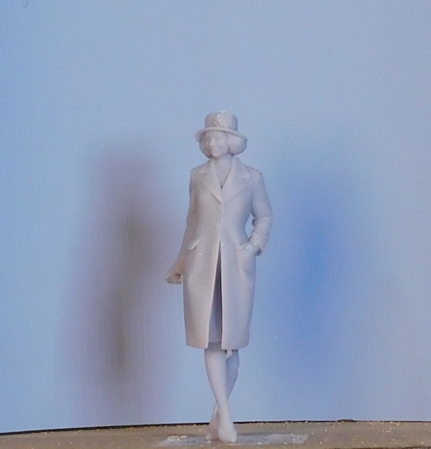 IMP-2-137-NV Donna elegante. Modellismo scala 1/24 non verniciato.
