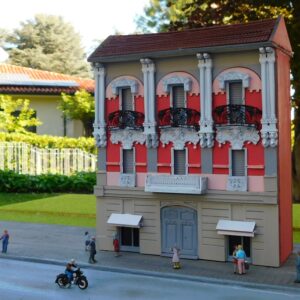 Two-story building. H0 scale modeling