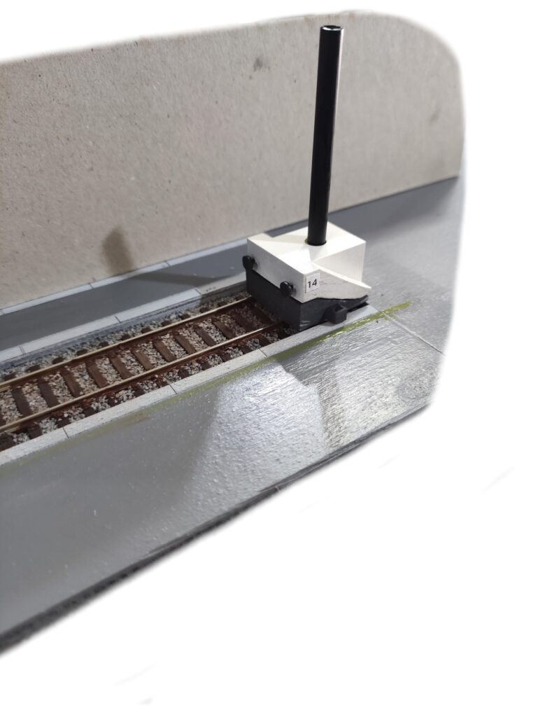 IME-H0-A001 Fine binario FS Stazione Centrale. Modellismo scala H0